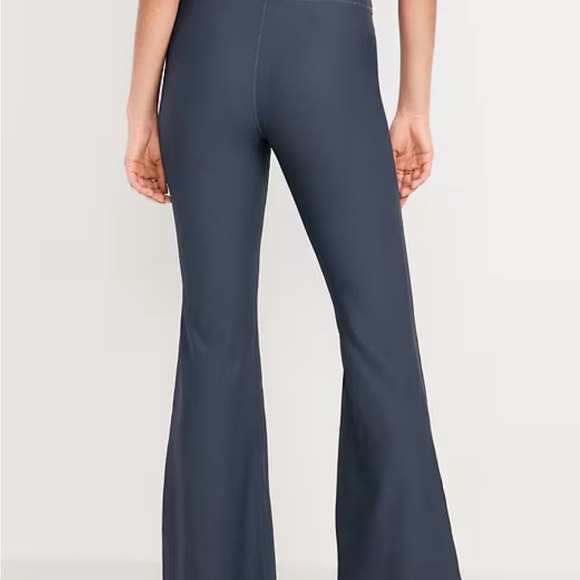 Old Navy Women's Navy Blue Flare Pants - Picture 3 of 4